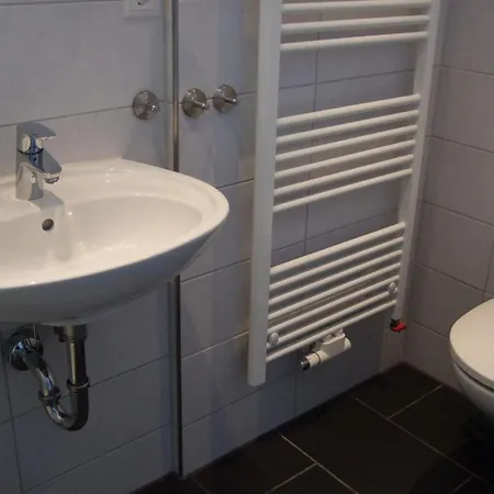 Appealing With Large Garden Holiday home *