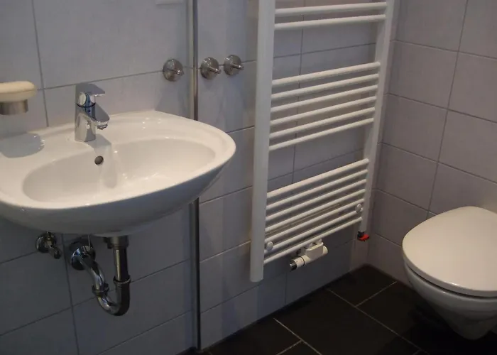 Appealing With Large Garden Vakantiehuis *