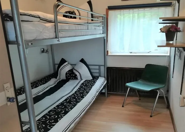 Appealing With Large Garden Vakantiehuis *