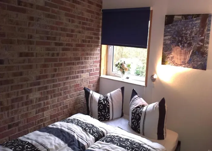 Vakantiehuis Appealing With Large Garden Sint Maartensvlotbrug