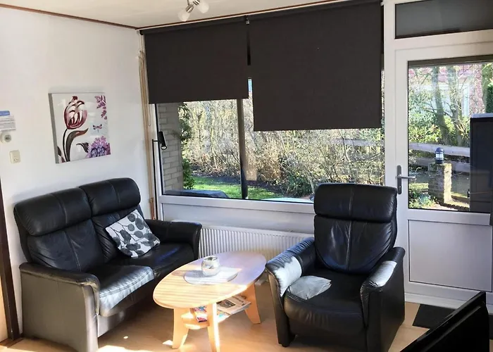 Appealing With Large Garden * Sint Maartensvlotbrug