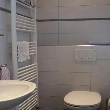 Appealing With Large Garden Casa vacanze *