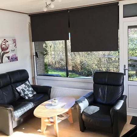 Appealing With Large Garden * Sint Maartensvlotbrug